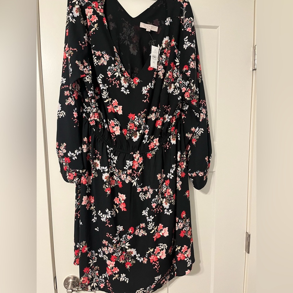 Ann Taylor Loft NWT Floral Black Dress